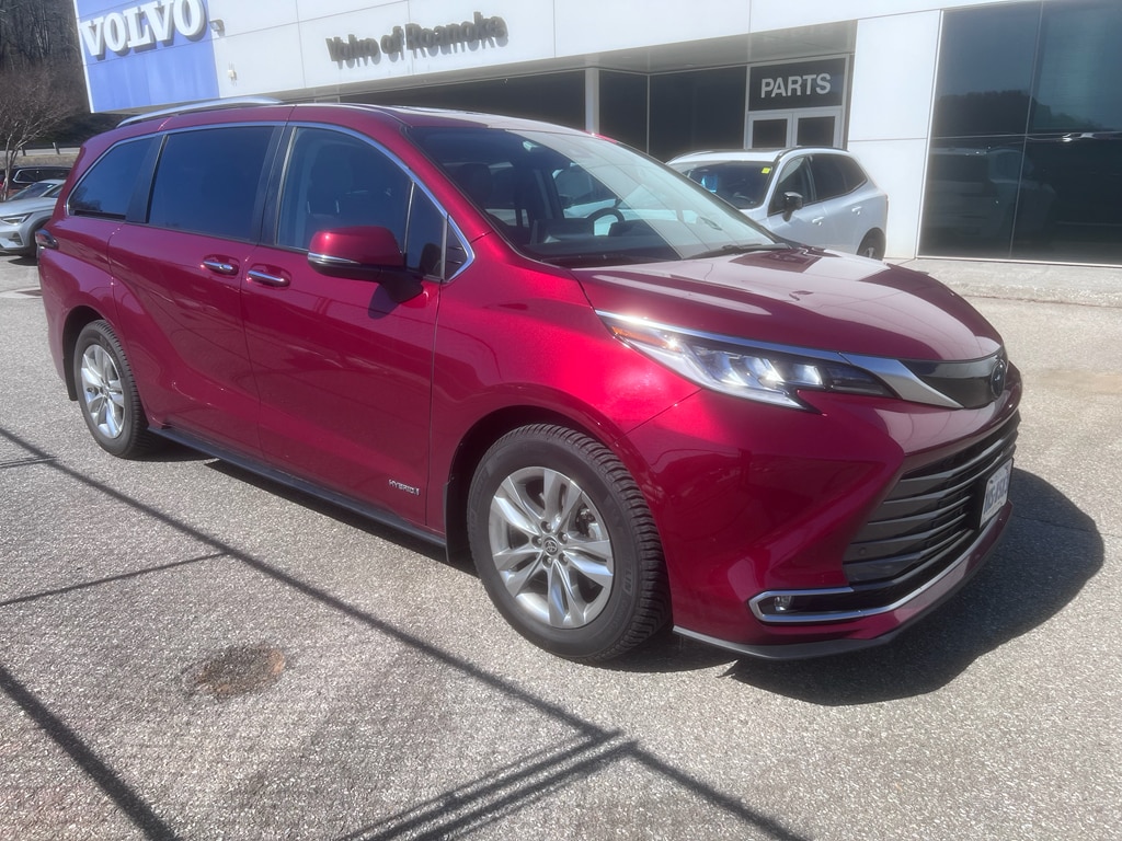Used 2021 Toyota Sienna Limited 7 Passenger Passenger Van