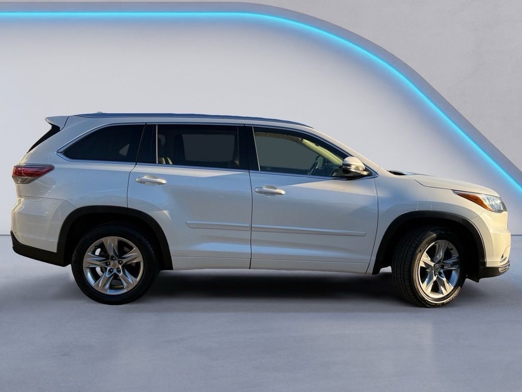 Used 2014 Toyota Highlander Limited V6 Sport Utility