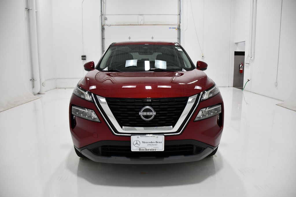 Used 2022 Nissan Rogue SV with VIN 5N1BT3BB3NC713184 for sale in Rochester, Minnesota
