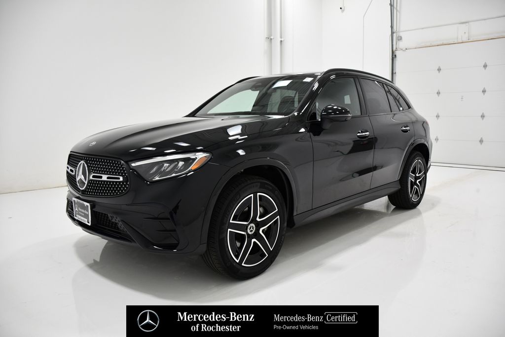 2025 Mercedes-Benz GLC GLC 300 4MATIC's photo