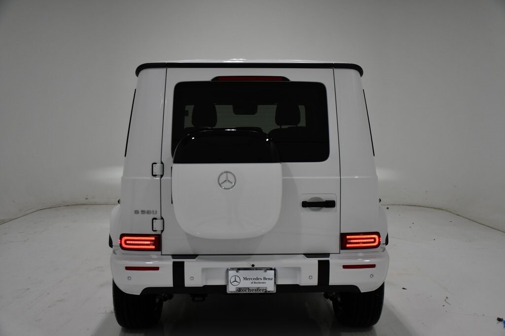 2025 Mercedes Benz G photo 4