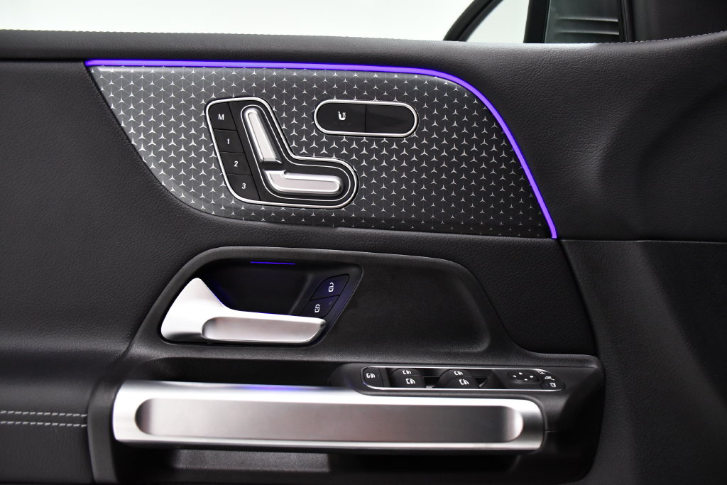 2026 Mercedes-Benz GLB GLB 250 - Photo 14