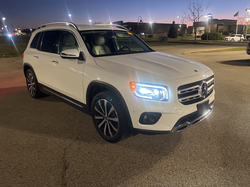 2022 Mercedes Benz GLB 250 4MATIC photo 3