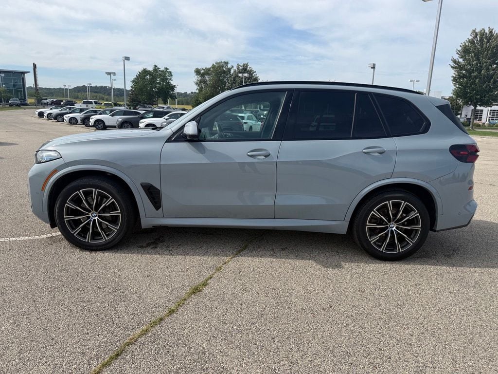 Used 2024 BMW X5 40i with VIN 5UX23EU09R9U05918 for sale in Rochester, Minnesota