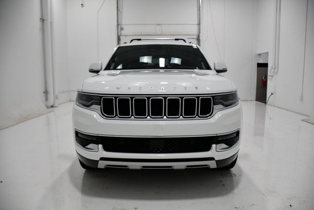 Used 2022 Jeep Wagoneer Series II with VIN 1C4SJVBT4NS136041 for sale in Rochester, Minnesota