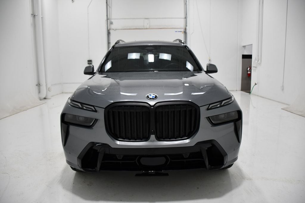 Used 2024 BMW X7 40i with VIN 5UX23EM0XR9U85195 for sale in Rochester, Minnesota
