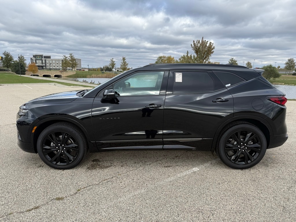 Used 2022 Chevrolet Blazer RS with VIN 3GNKBKRSXNS153706 for sale in Rochester, Minnesota