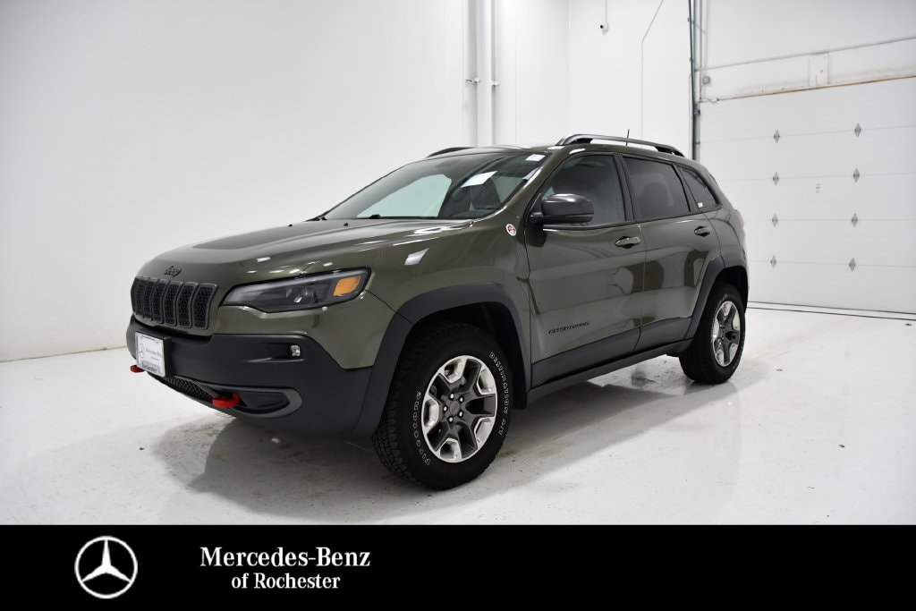 Used 2019 Jeep Cherokee Trailhawk with VIN 1C4PJMBX1KD287941 for sale in Rochester, Minnesota