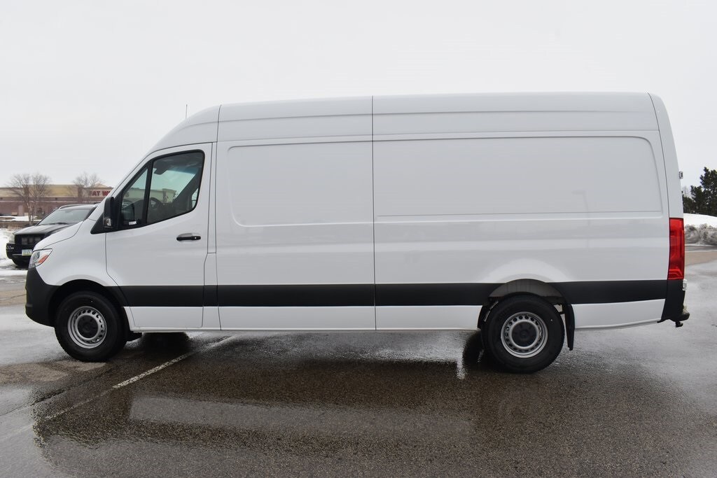 New 2023 Mercedes-Benz Sprinter 2500 High Roof 4-Cyl Diesel HO Van Cargo Van