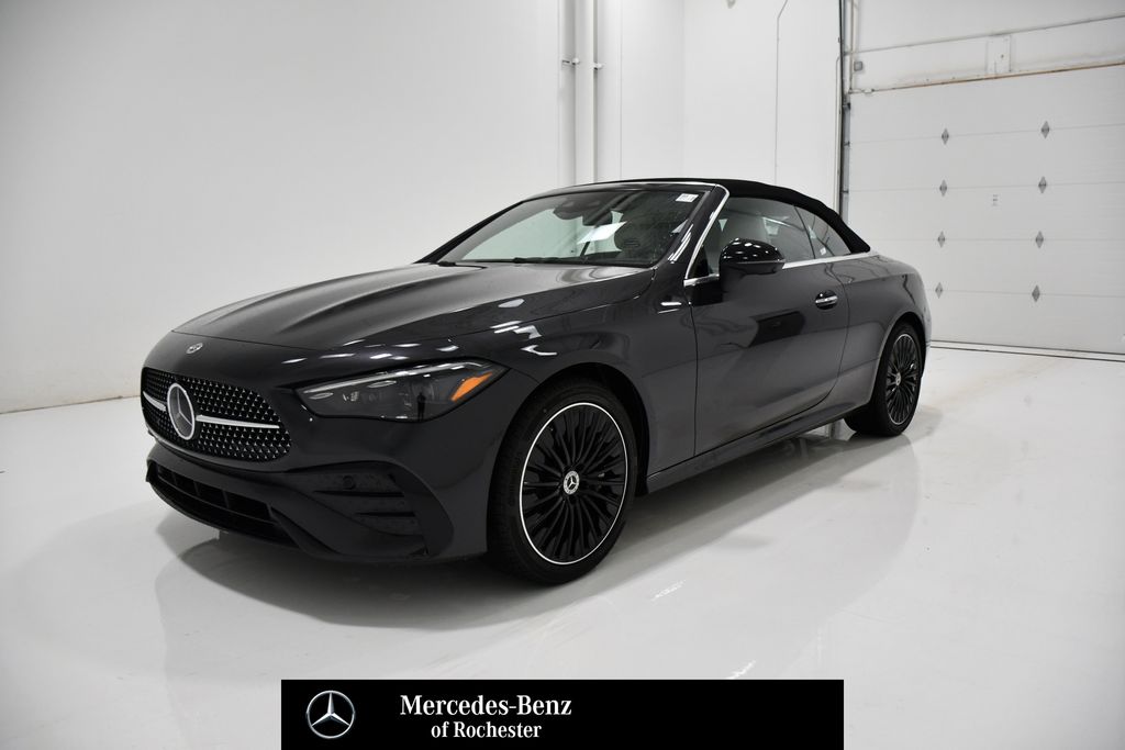 2026 Mercedes-Benz CLE CLE 450 4Matic Cabriolet's photo