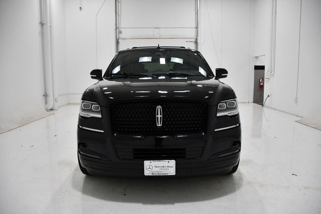 Used 2022 Lincoln Navigator Reserve with VIN 5LMJJ2LT2NEL00533 for sale in Rochester, Minnesota