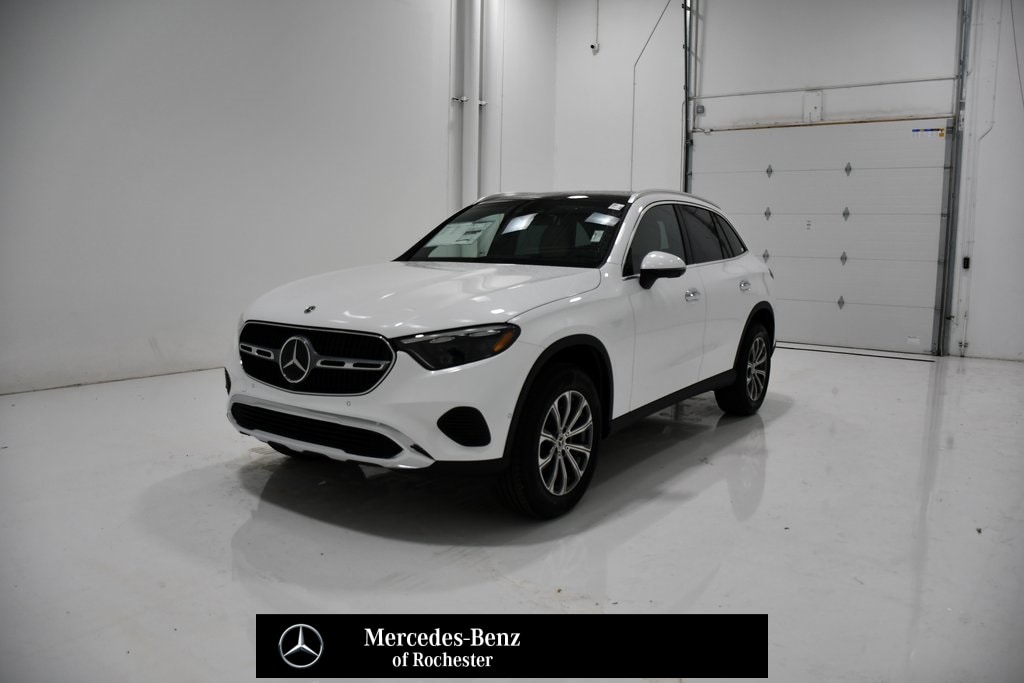 2026 Mercedes-Benz GLC Base's photo