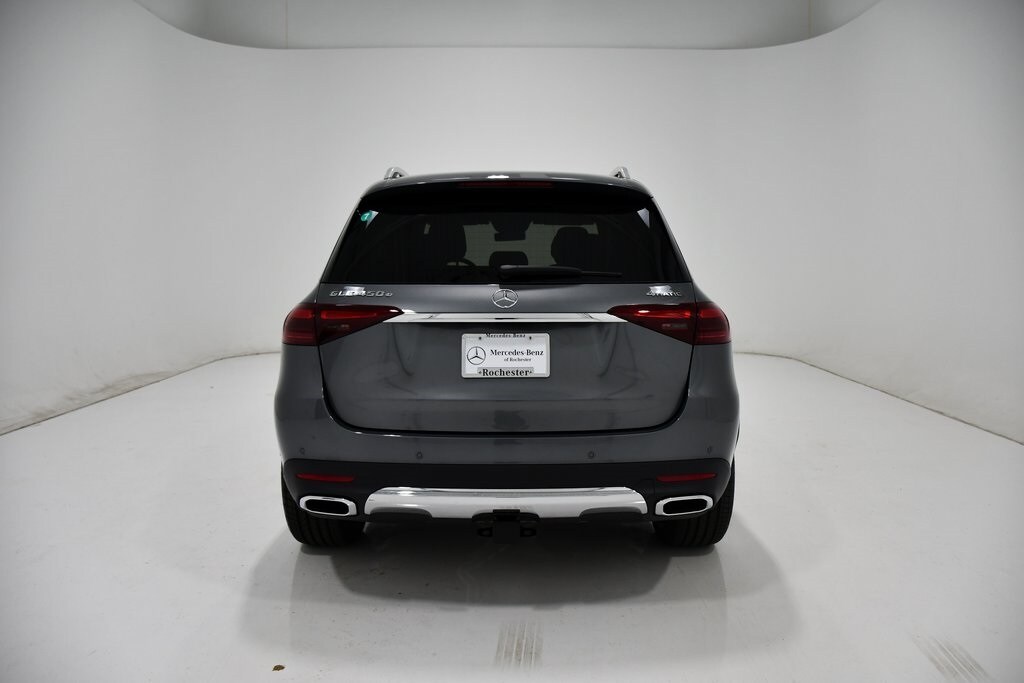 2026 Mercedes Benz GLE 450e 4MATIC photo 2