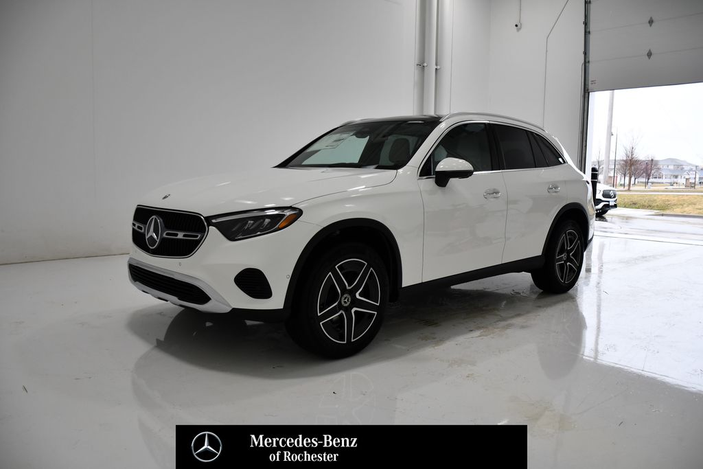 2026 Mercedes-Benz GLC GLC 300 4MATIC's photo