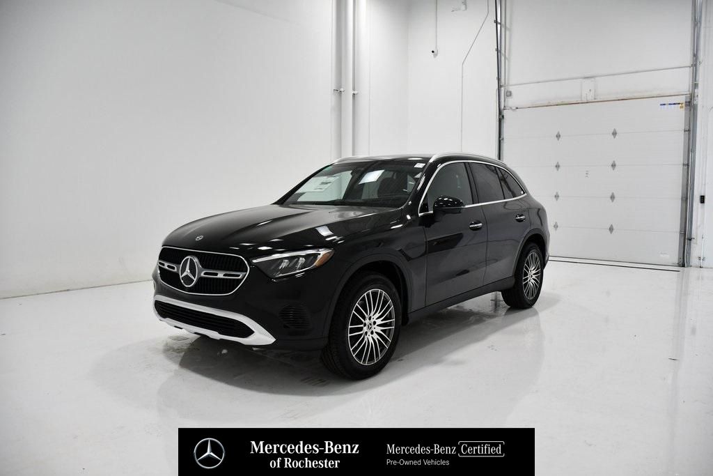2026 Mercedes-Benz GLC GLC 300 4MATIC's photo