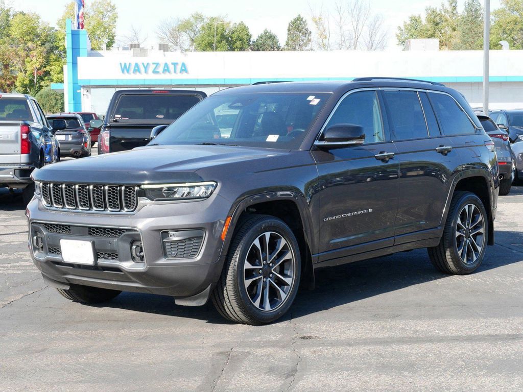 Used 2022 Jeep Grand Cherokee Overland with VIN 1C4RJHDGXN8545240 for sale in Rochester, Minnesota