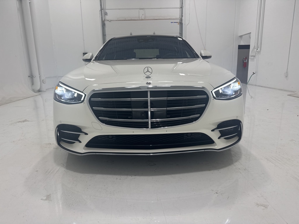 Certified 2022 Mercedes-Benz S-Class Base with VIN W1K6G6DB8NA152538 for sale in Rochester, Minnesota