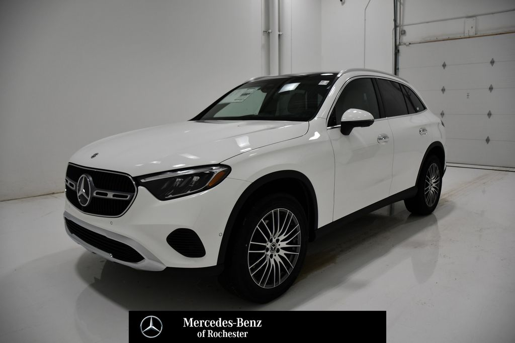 2026 Mercedes-Benz GLC GLC 300 4MATIC's photo