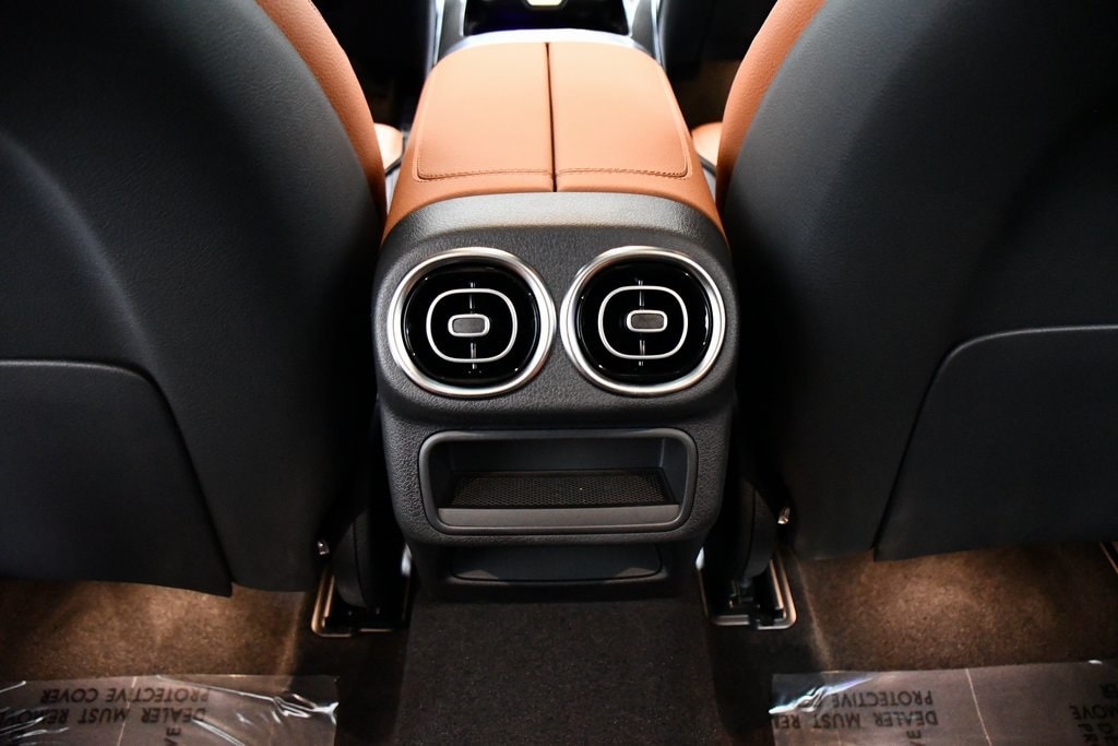 2026 Mercedes-Benz GLC AMG GLC43 - Photo 16