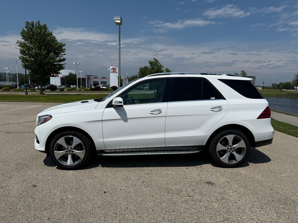 Used 2017 Mercedes-Benz GLE-Class GLE350 with VIN 4JGDA5HB1HA994306 for sale in Rochester, Minnesota