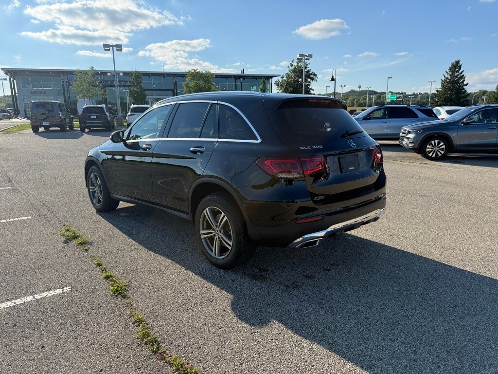 2020 Mercedes Benz GLC 300 4MATIC photo 2