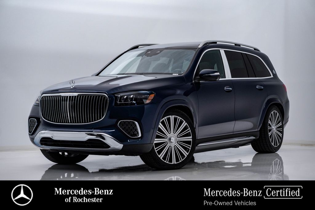 2026 Mercedes-Benz GLS Maybach GLS 600's photo