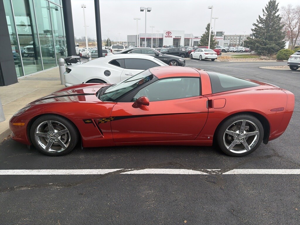 2006 Chevrolet Corvette Base photo 2