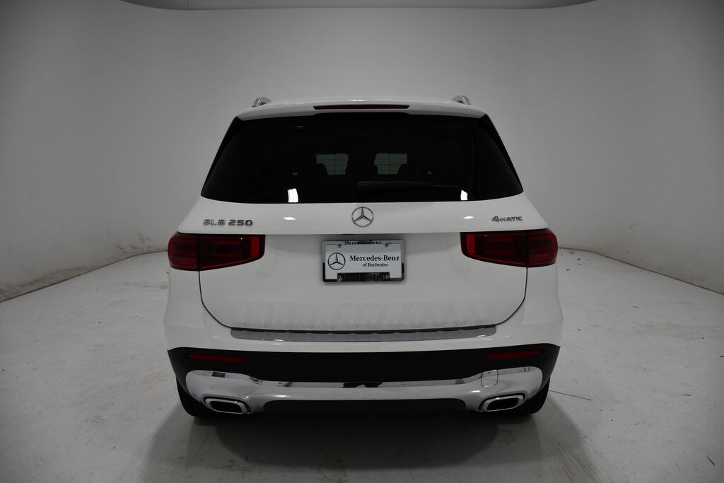 Used 2026 Mercedes-Benz GLB 4MATIC SUV
