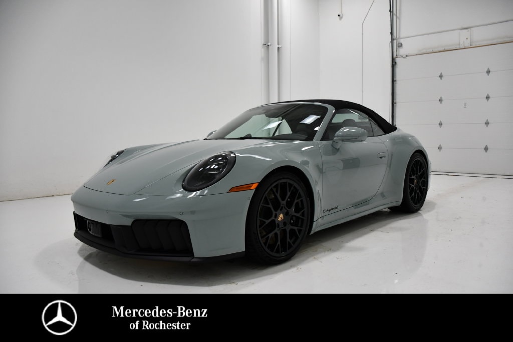 2026 Porsche 911 Carrera 4 GTS