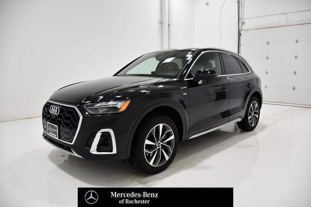 2022 Audi Q5 S Line Premium Plus's photo