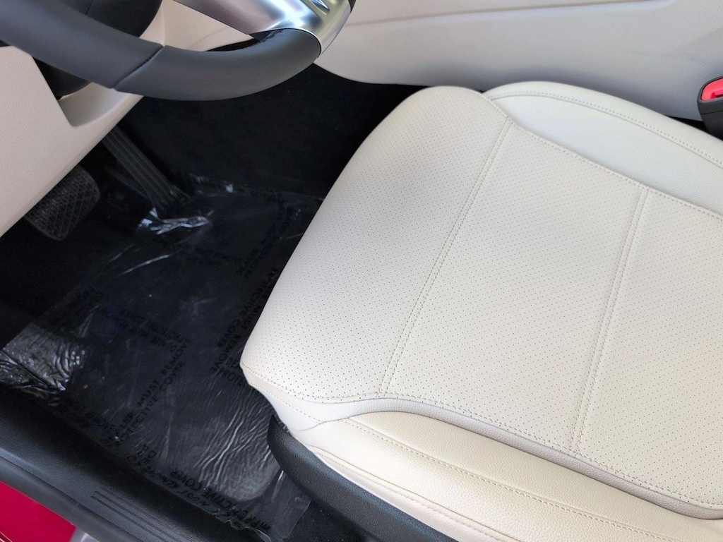 New 2025 Mercedes-Benz C-Class C 300 4MATIC ® Sedan Sedan