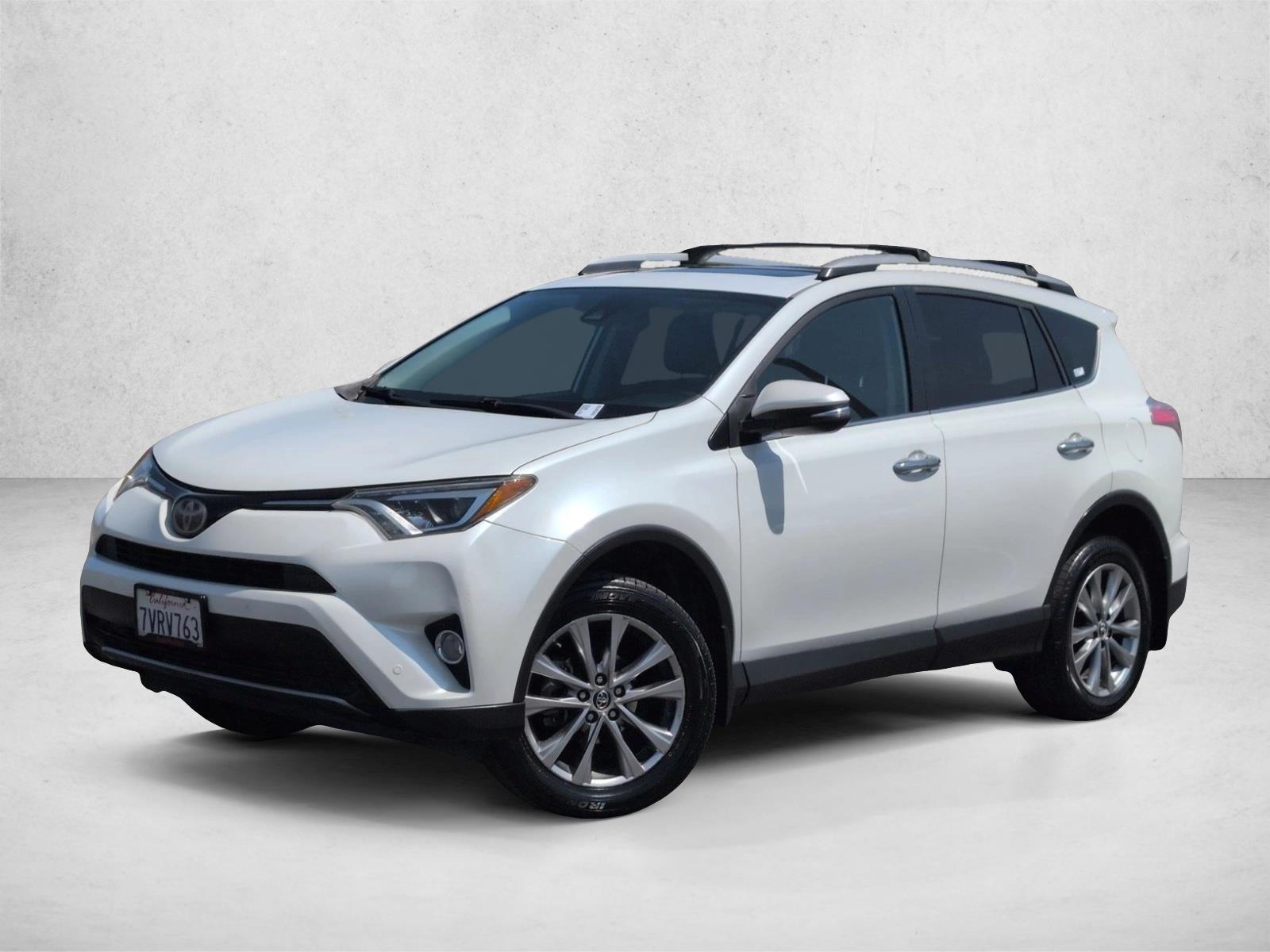 2017 Toyota RAV4 Limited's photo