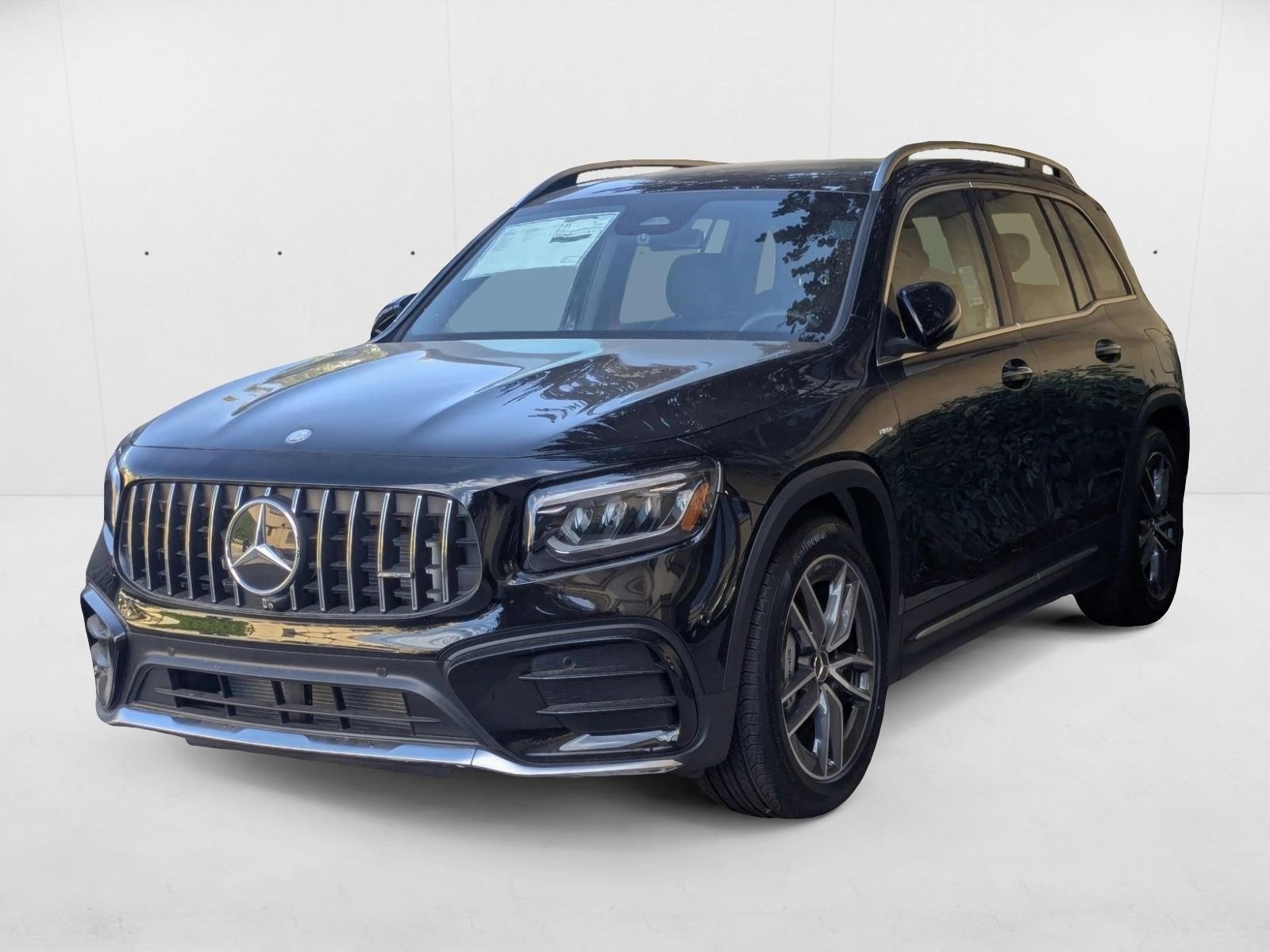 2025 Mercedes-Benz GLB GLB35 AMG's photo