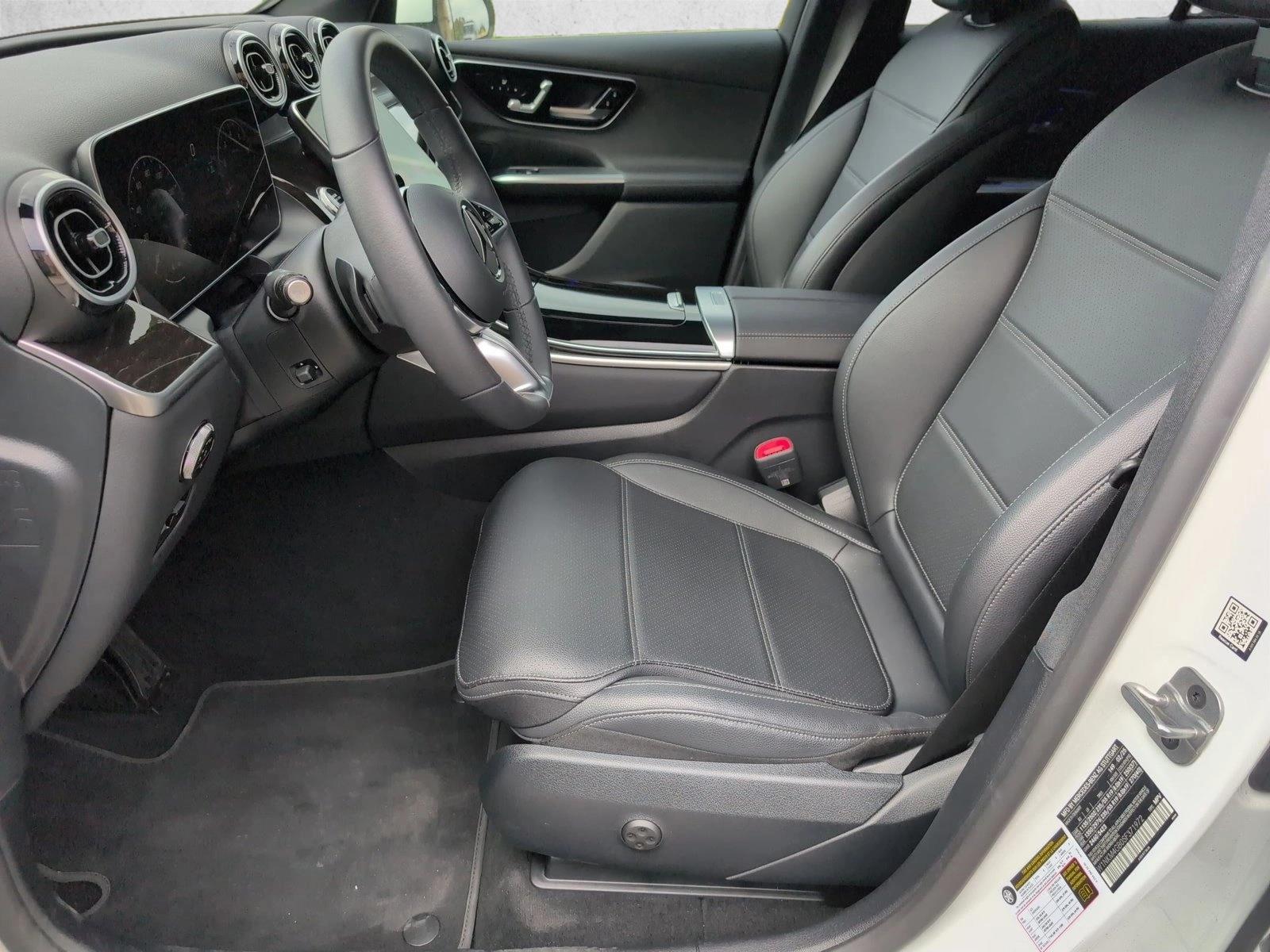 2025 Mercedes-Benz GLC Base - Photo 17