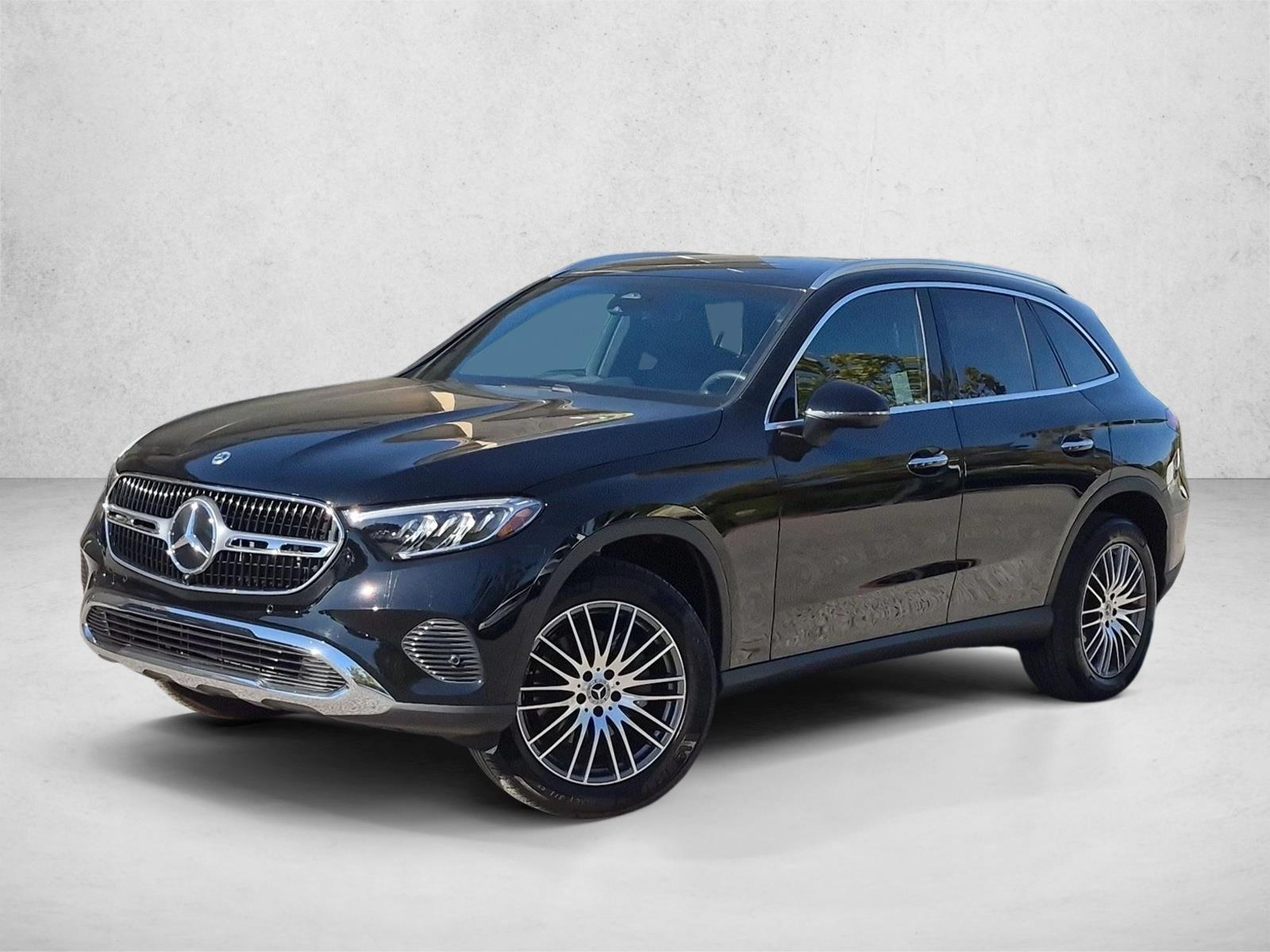 2026 Mercedes-Benz GLC Base