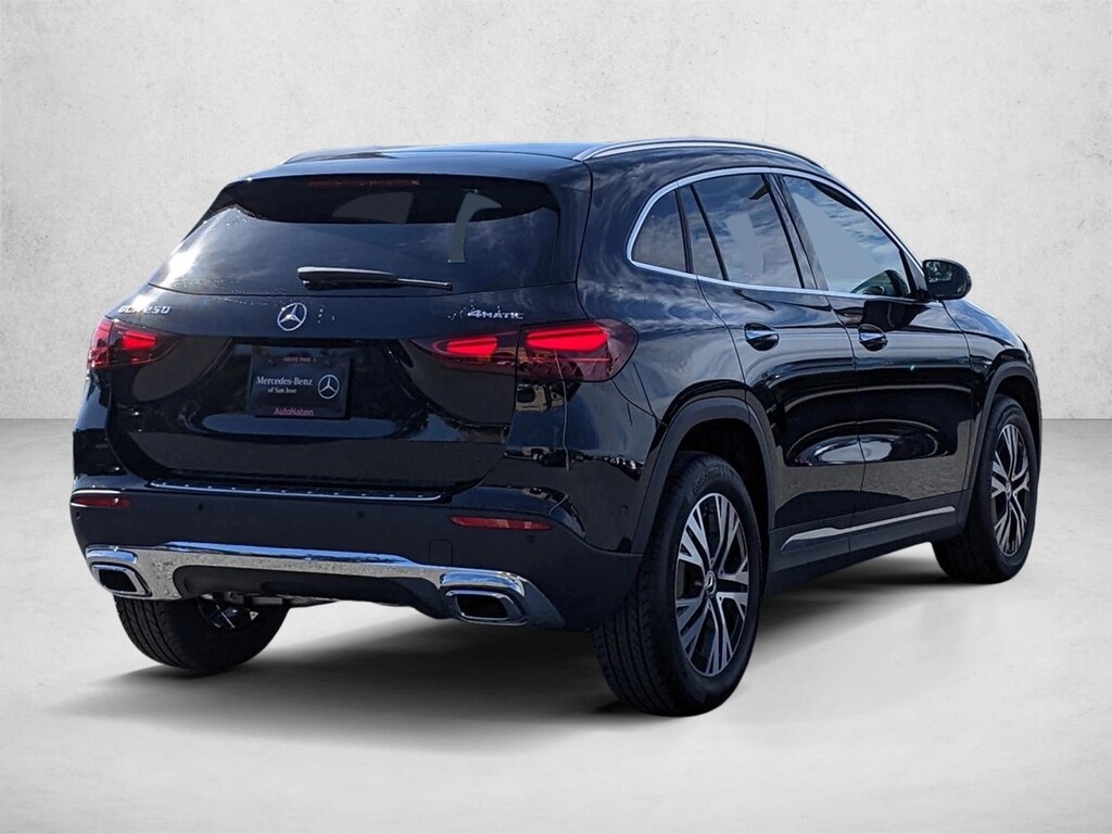 Certified 2025 Mercedes-Benz GLA 4MATIC SUV