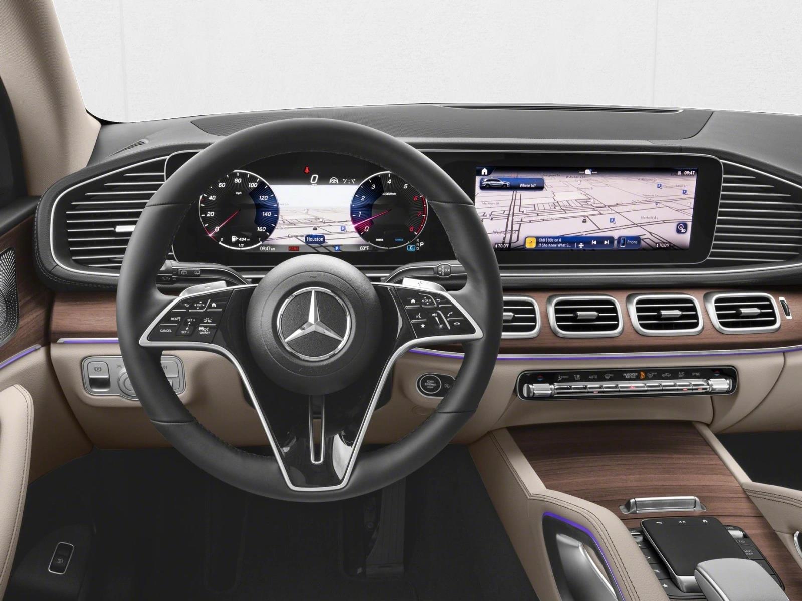 2025 Mercedes Benz GLS 450 4MATIC photo 4