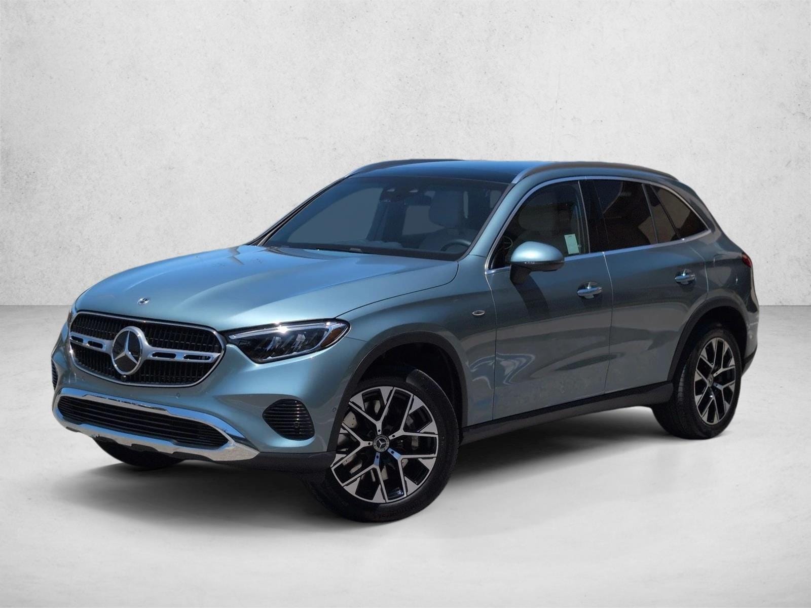 2025 Mercedes-Benz GLC
