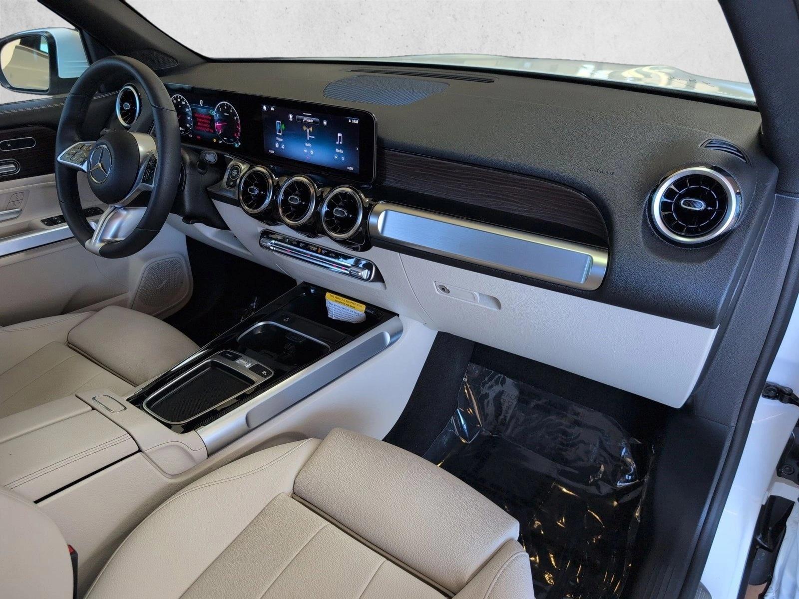 2026 Mercedes-Benz GLB GLB 250 - Photo 24