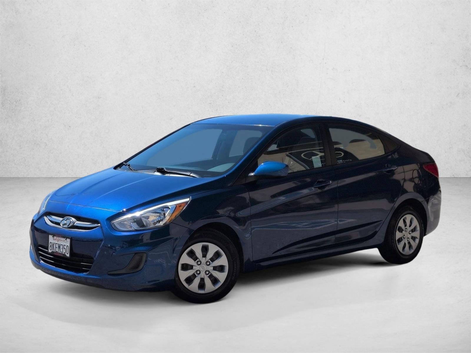 2017 Hyundai Accent SE 4-Door 6-Speed Automatic's photo