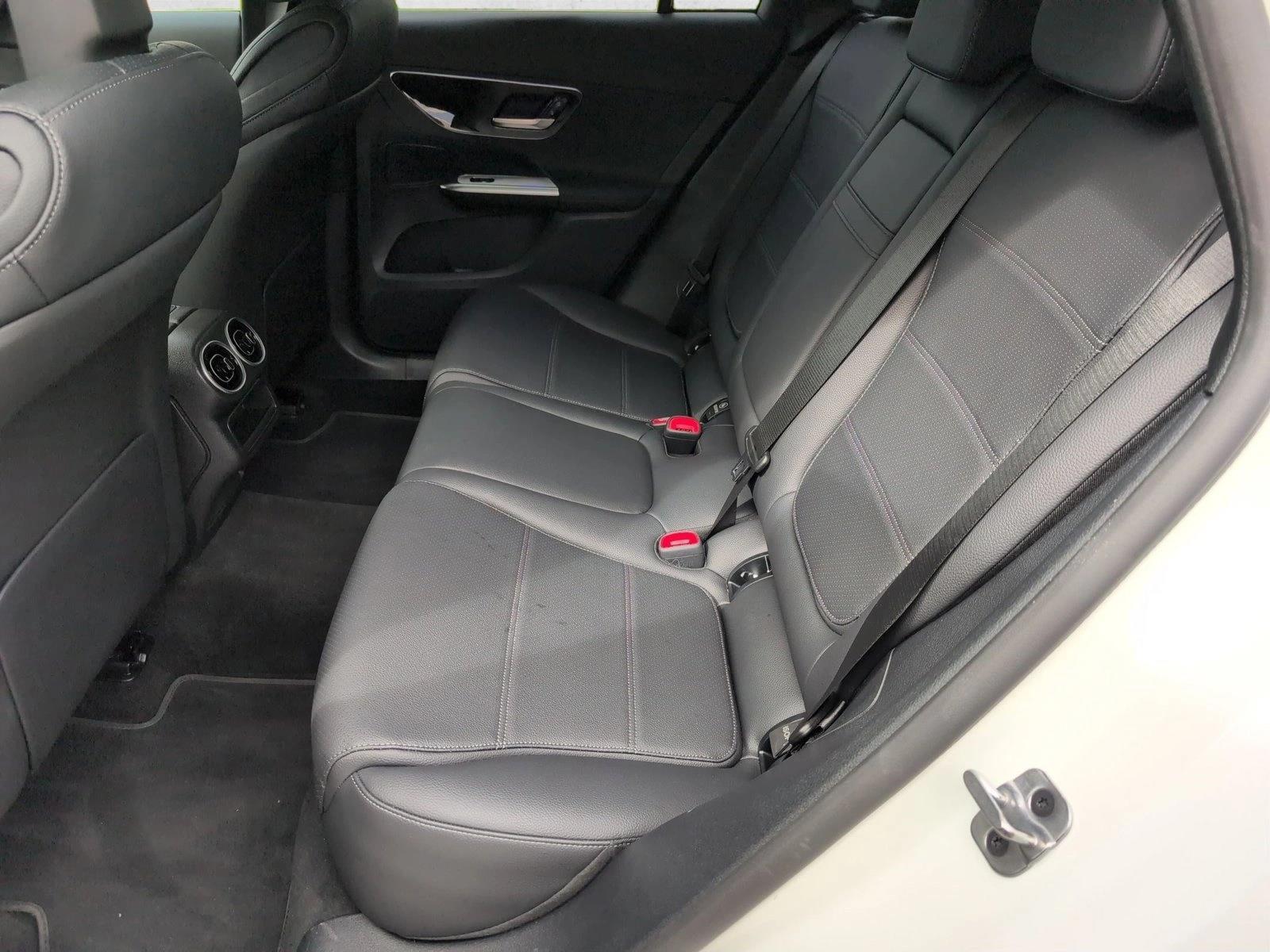 2025 Mercedes-Benz GLC Base - Photo 22