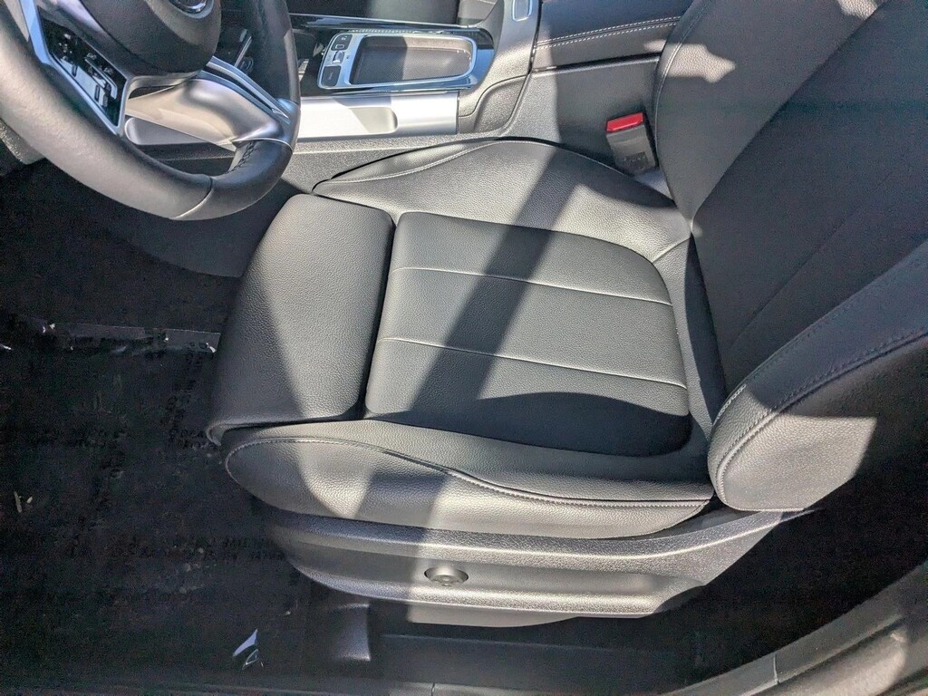 Certified 2025 Mercedes-Benz GLB 4MATIC SUV