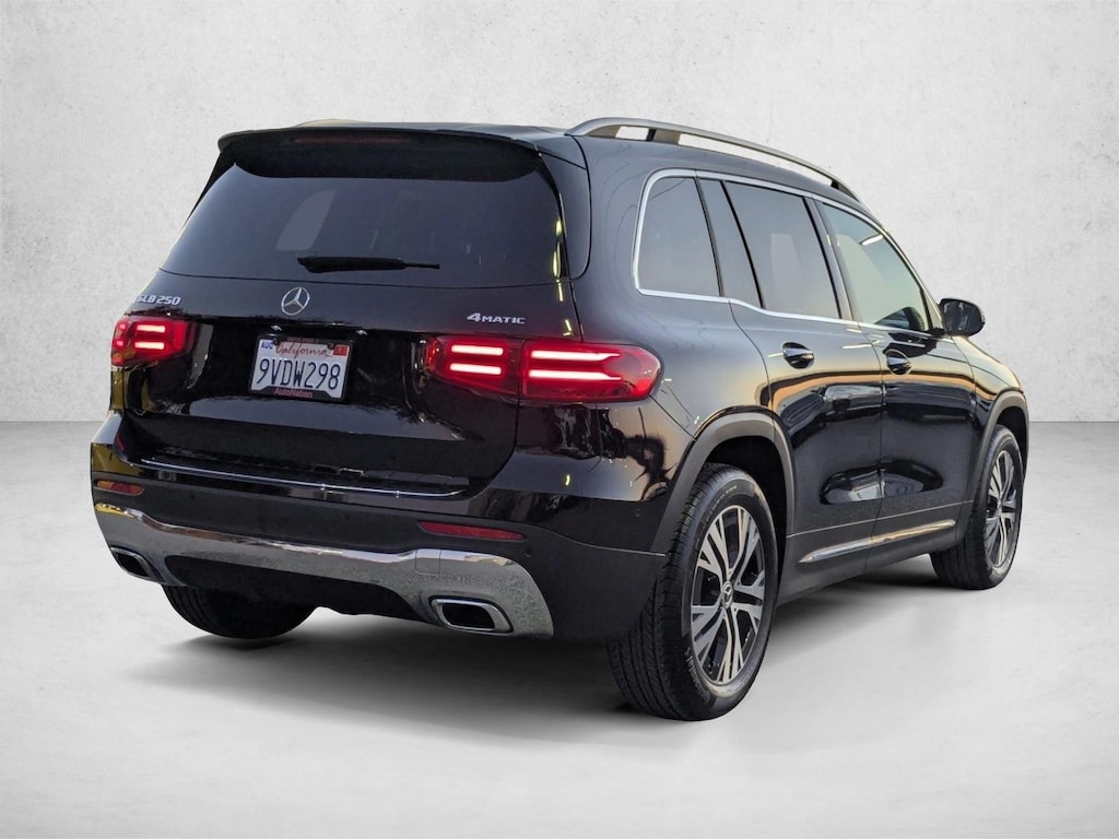 Certified 2025 Mercedes-Benz GLB 4MATIC SUV
