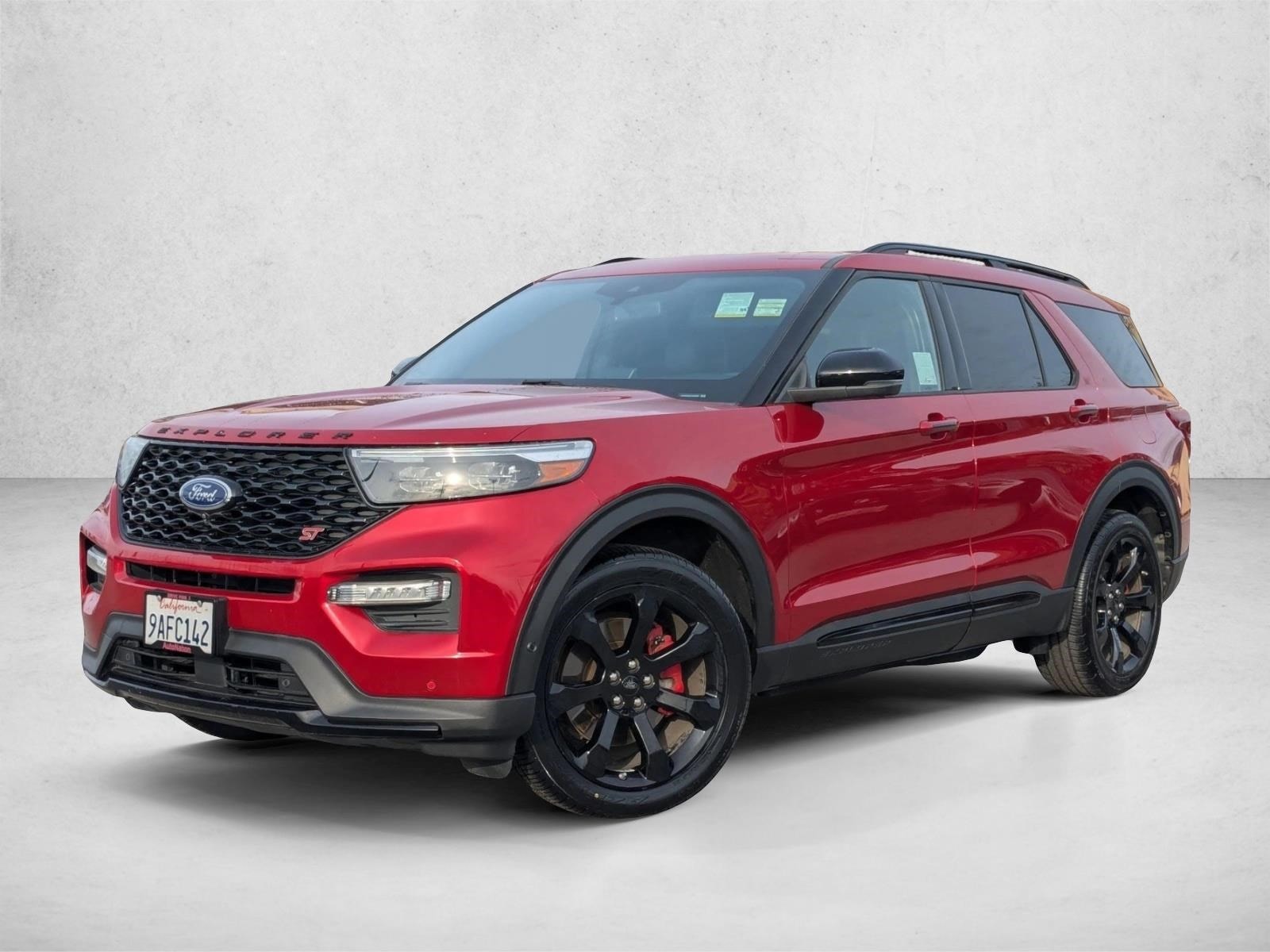 2020 Ford Explorer ST's photo