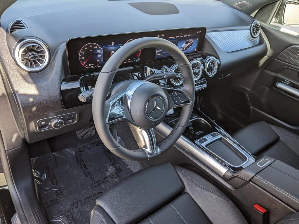 Certified 2025 Mercedes-Benz GLA 4MATIC SUV