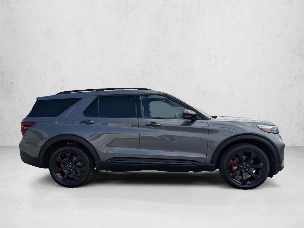 Used 2022 Ford Explorer ST SUV
