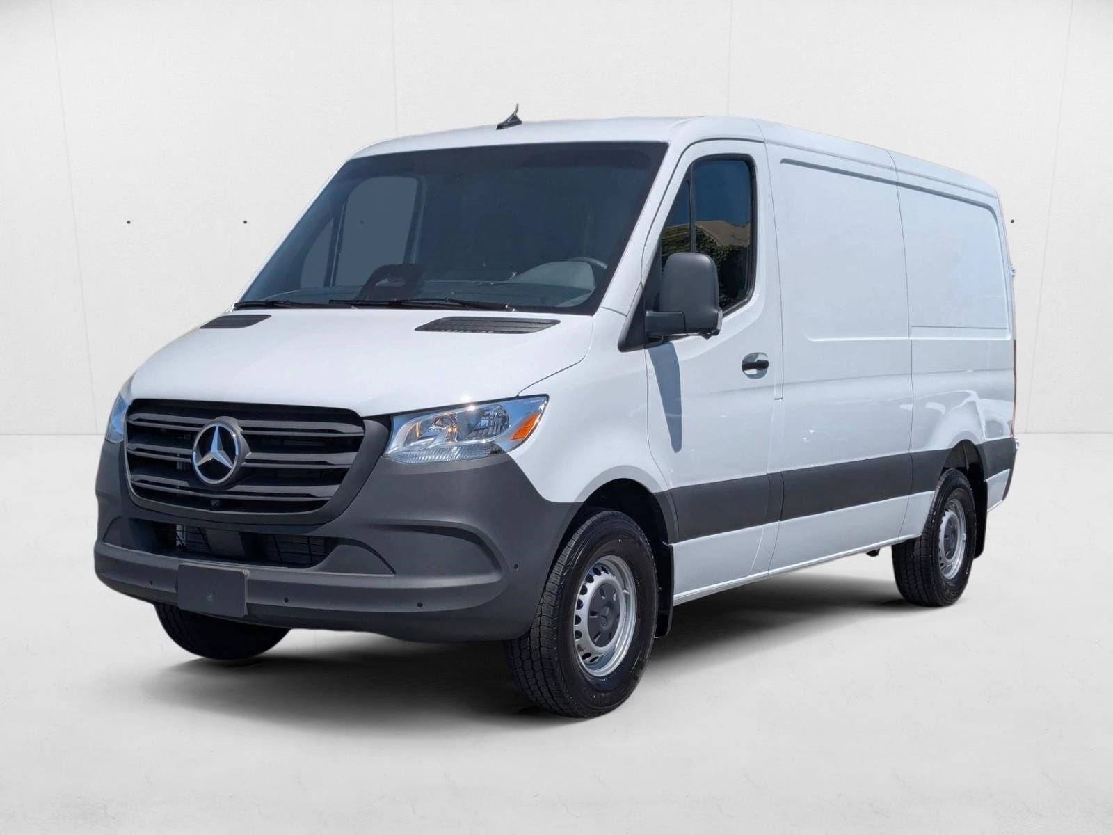 2025 Mercedes-Benz Sprinter Cargo Van Base's photo