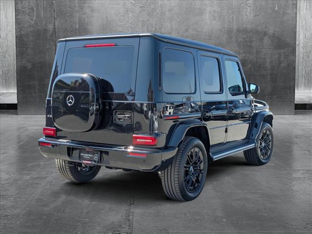 2025 Mercedes Benz G photo 2