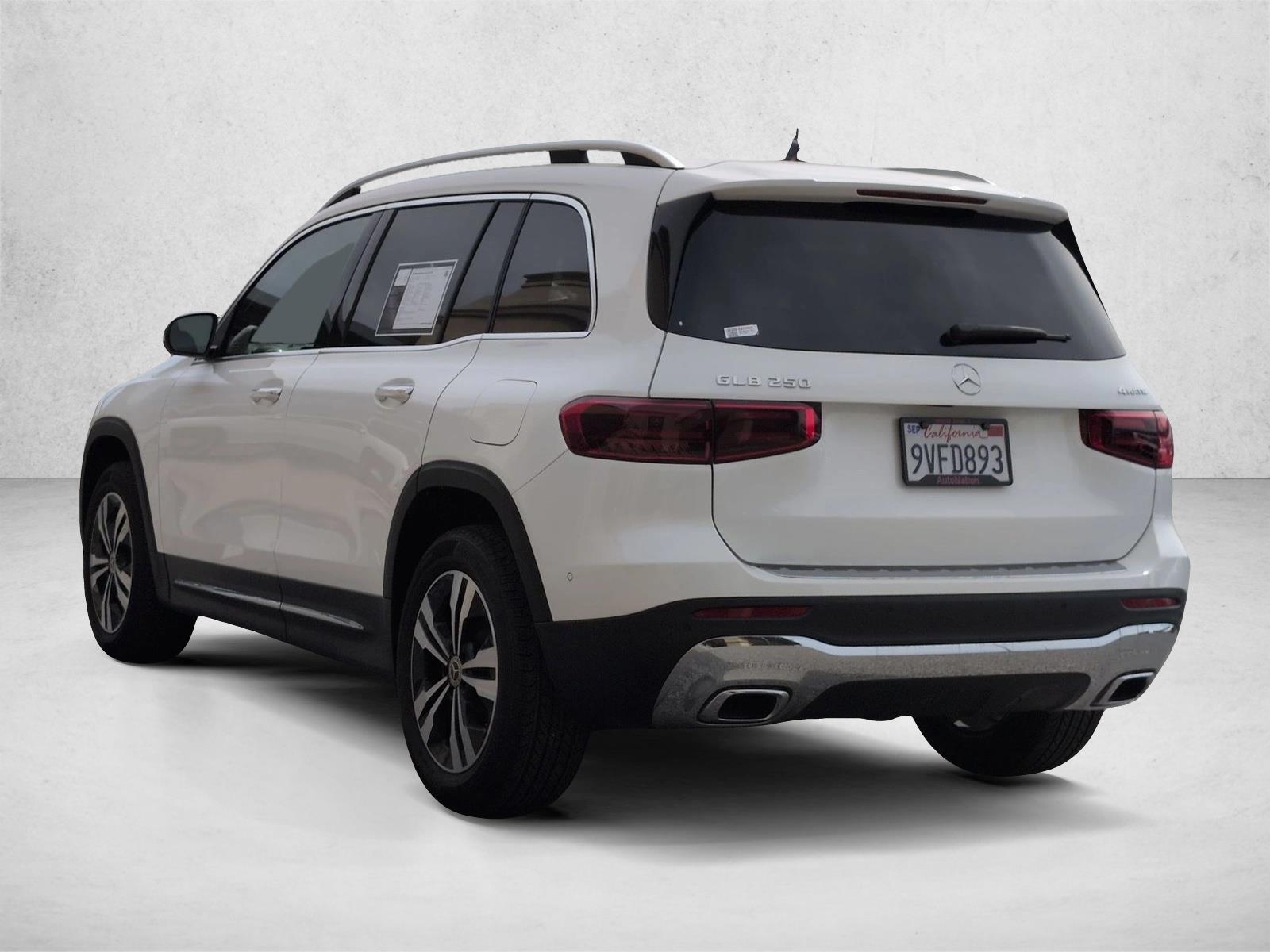 2025 Mercedes-Benz GLB Base - Photo 8