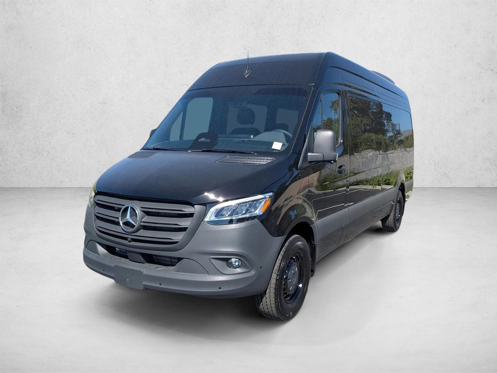 2026 Mercedes-Benz Sprinter 2500 170 WB HO High Roof's photo